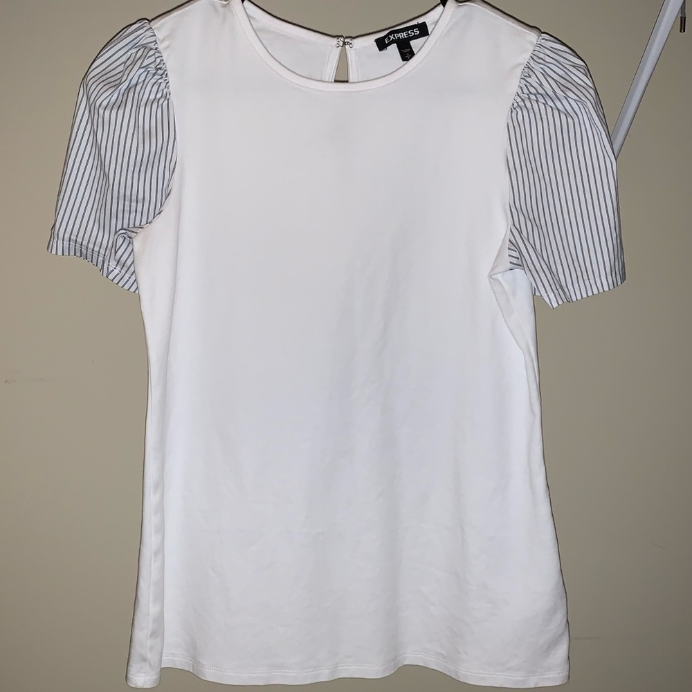 White cotton short sleeve blouse.
